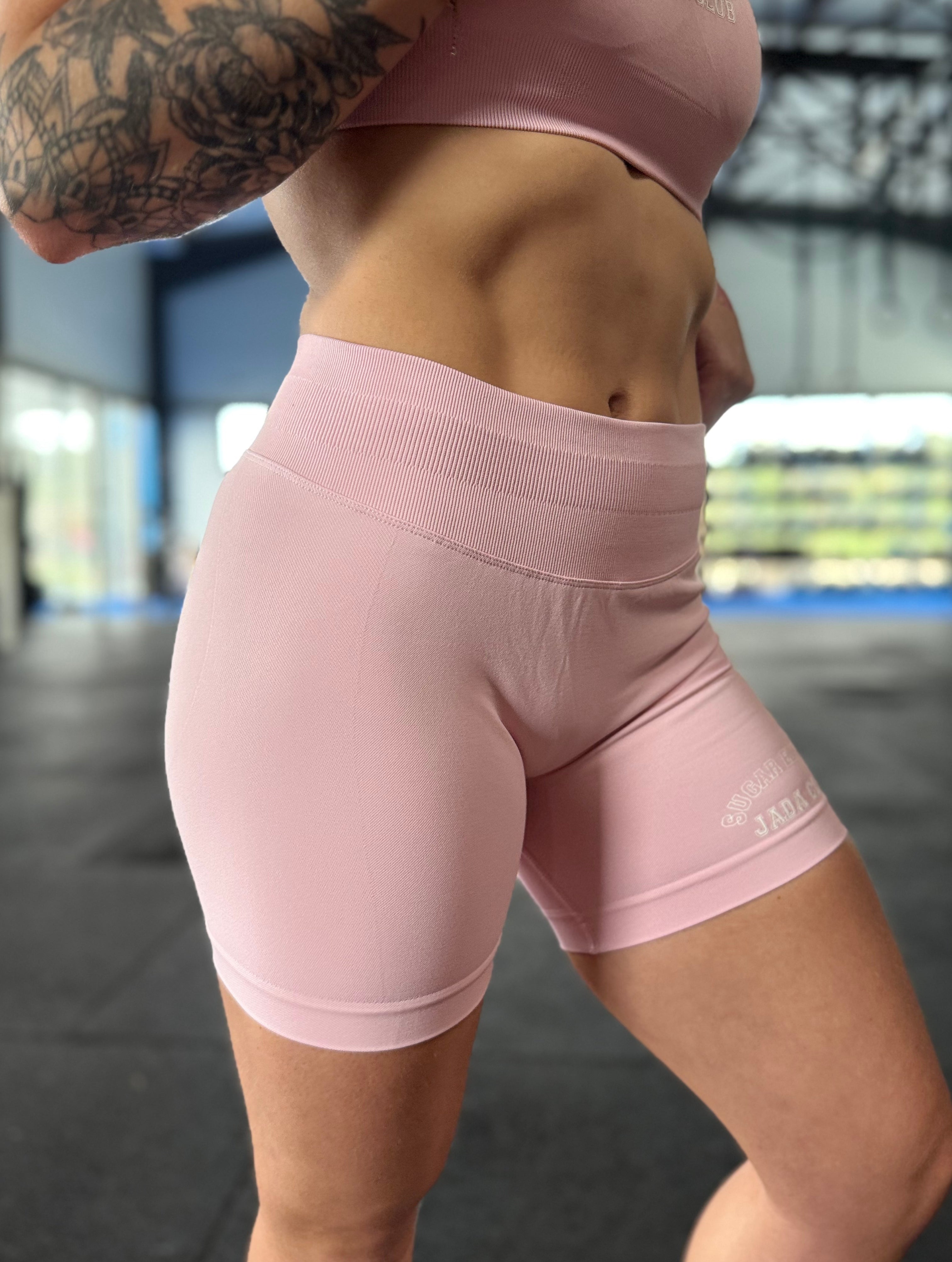 Short Sugar Pink