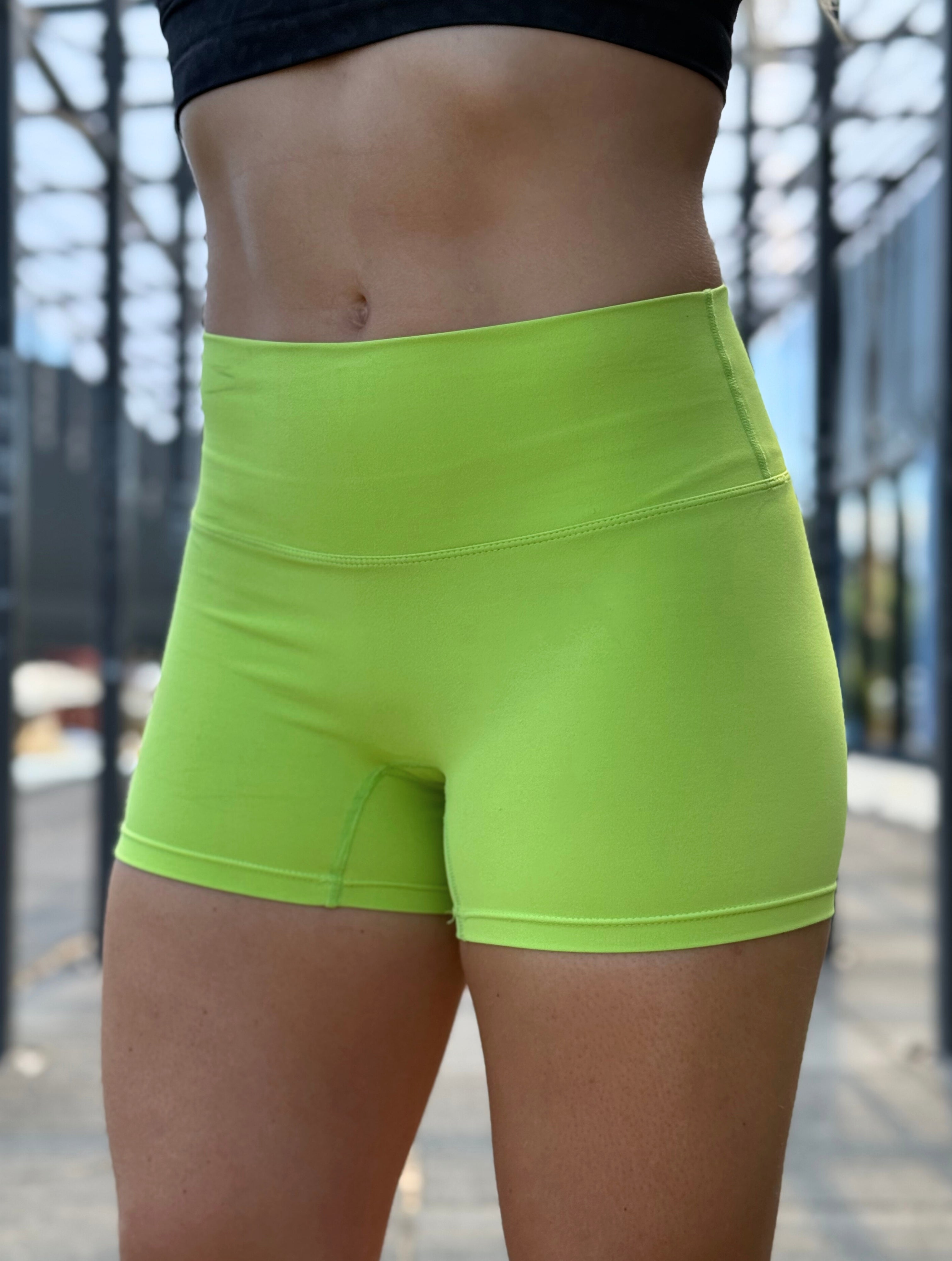 Short Court Apple