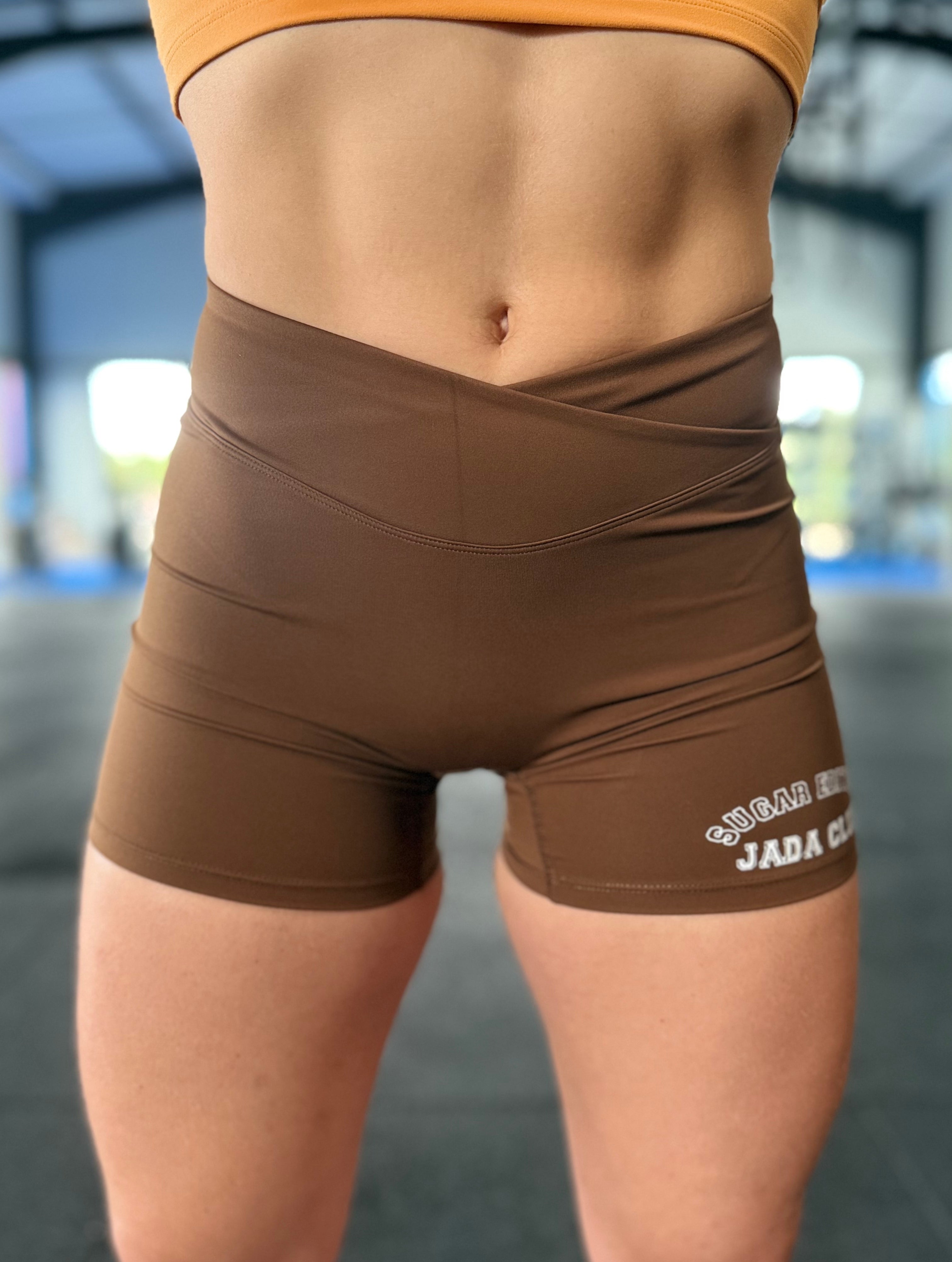 Short Sugar Brown