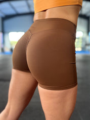 Short Sugar Brown