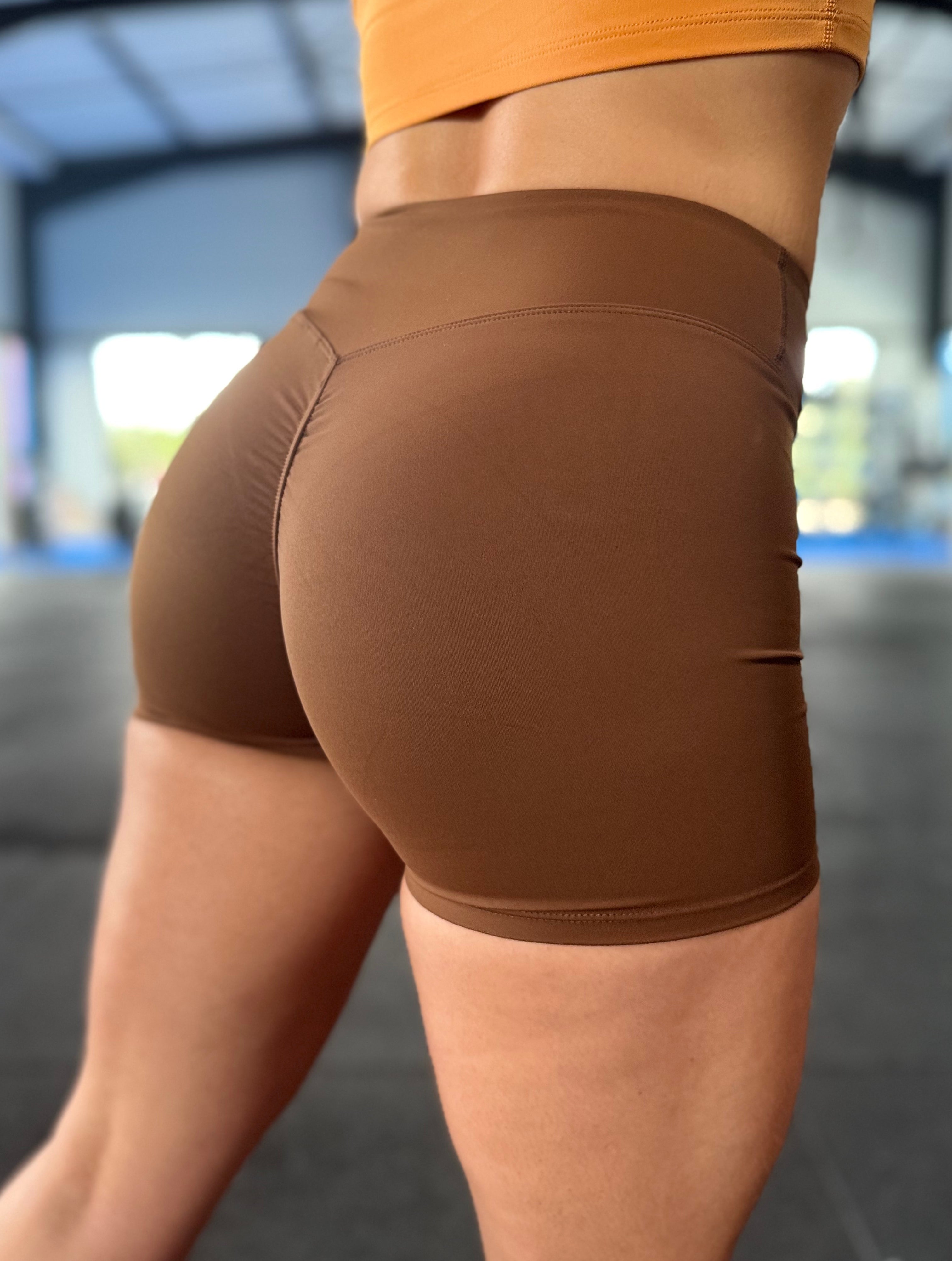 Short Sugar Brown