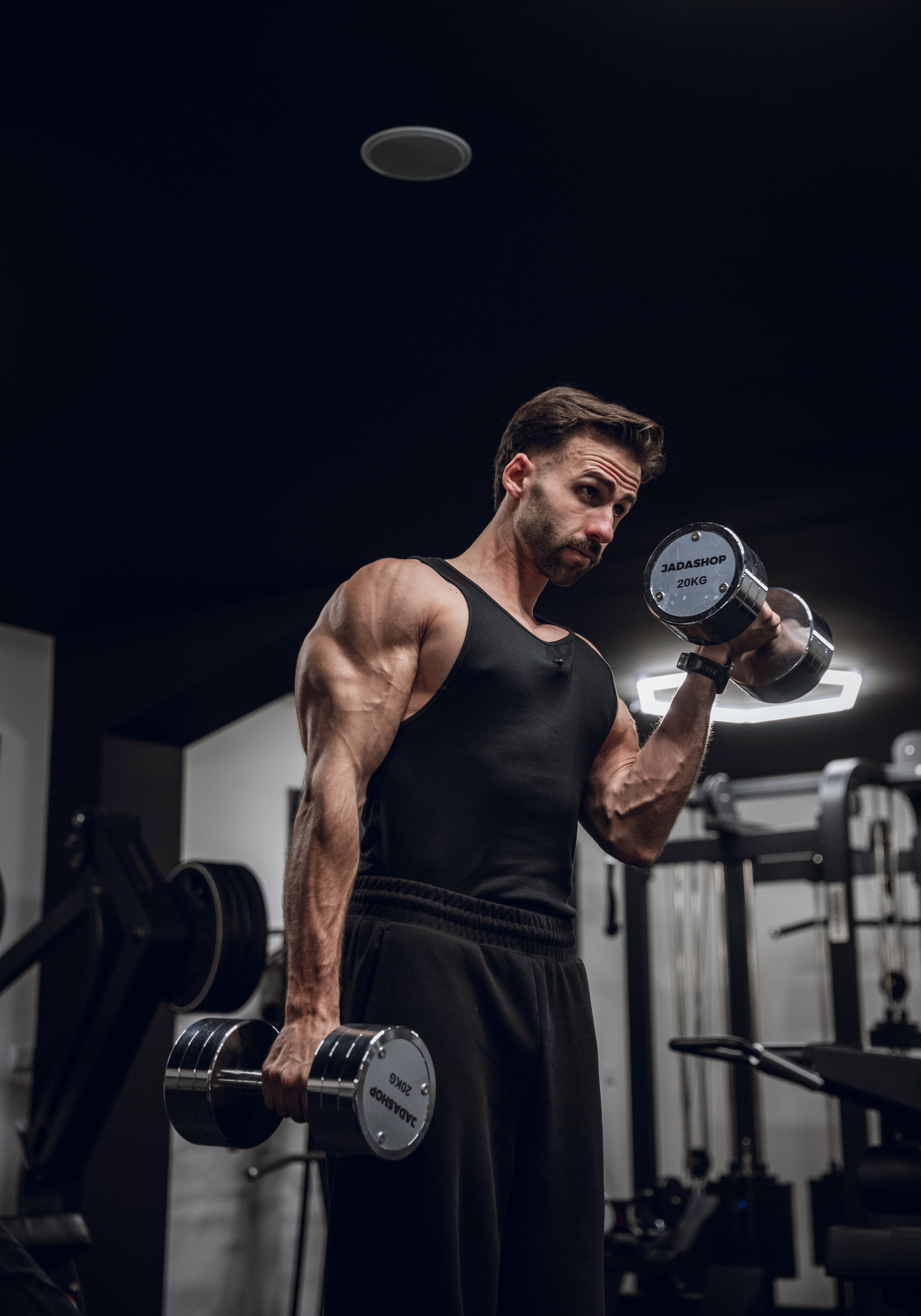 Haltères chromées 2 à 50kg avec rangement