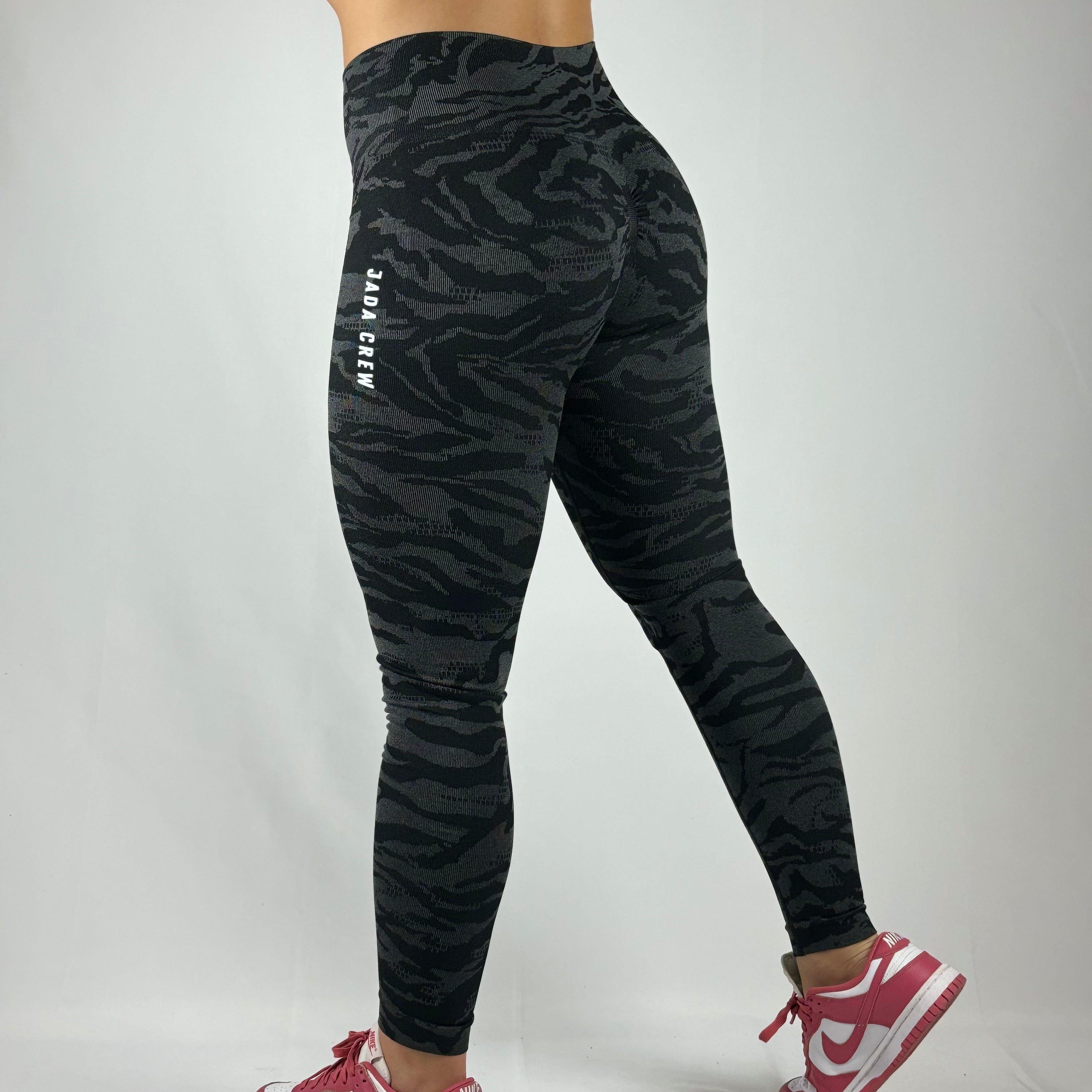 legging_4311bee8-3840-4f0a-9397-c72167250e30.jpg